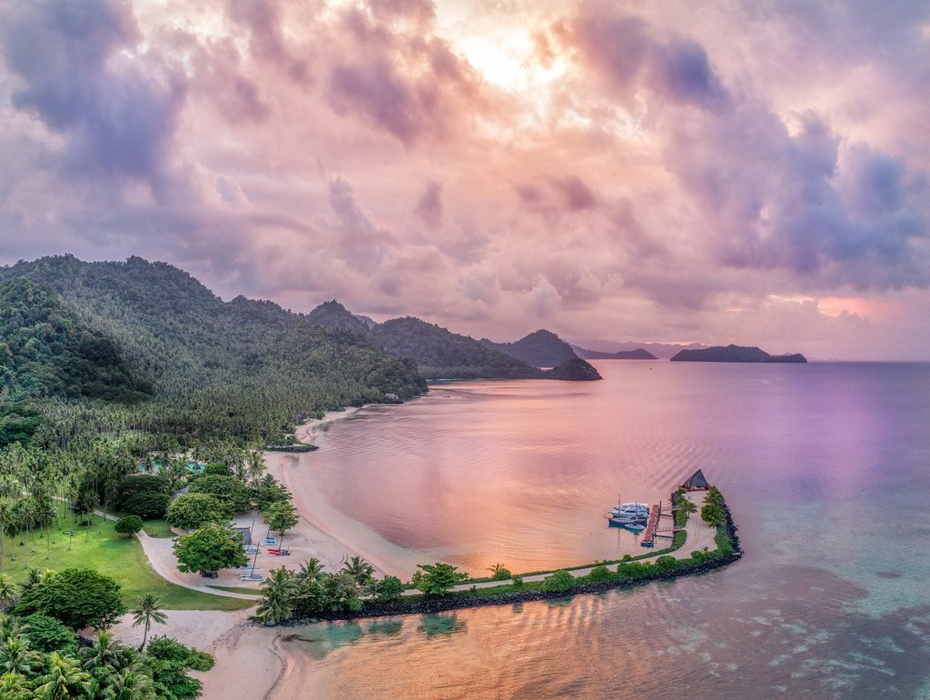 Fiji: Warm Smiles and Stunning Landscapes