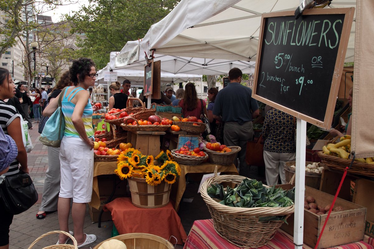 Copley_Square_Farmers_Market.