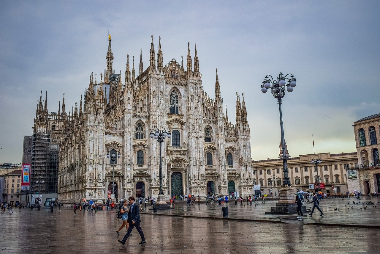 italy, milano, duomo square