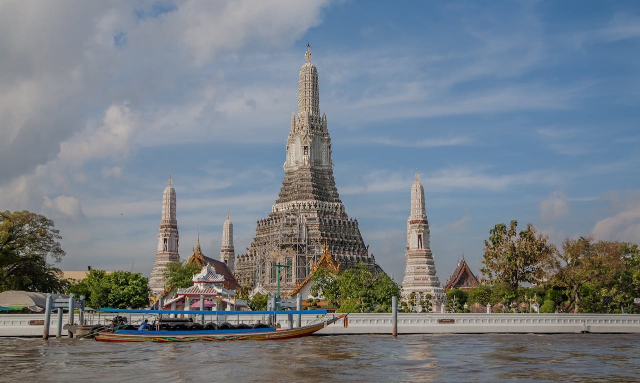 Where to Stay in Bangkok: 7 Best Neighborhoods for Every Traveler!