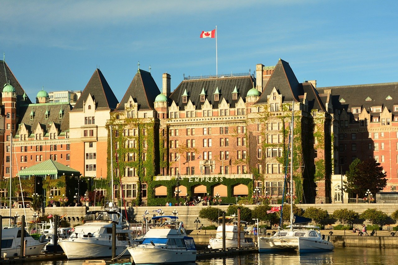 empress hotel, victoria, inner harbor-1271462.jpg