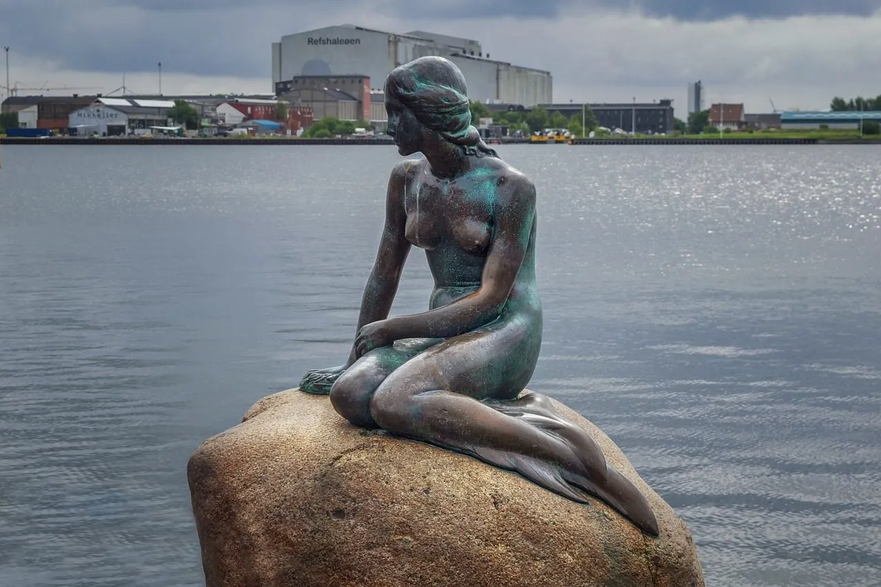 statue, little mermaid, copenhagen, denmark, bronze, figure, little mermaid, copenhagen, copenhagen, copenhagen, copenhagen, copenhagen, denmark, denmark, denmark-4873099.jpg