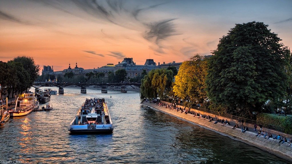 tourist attractions in paris