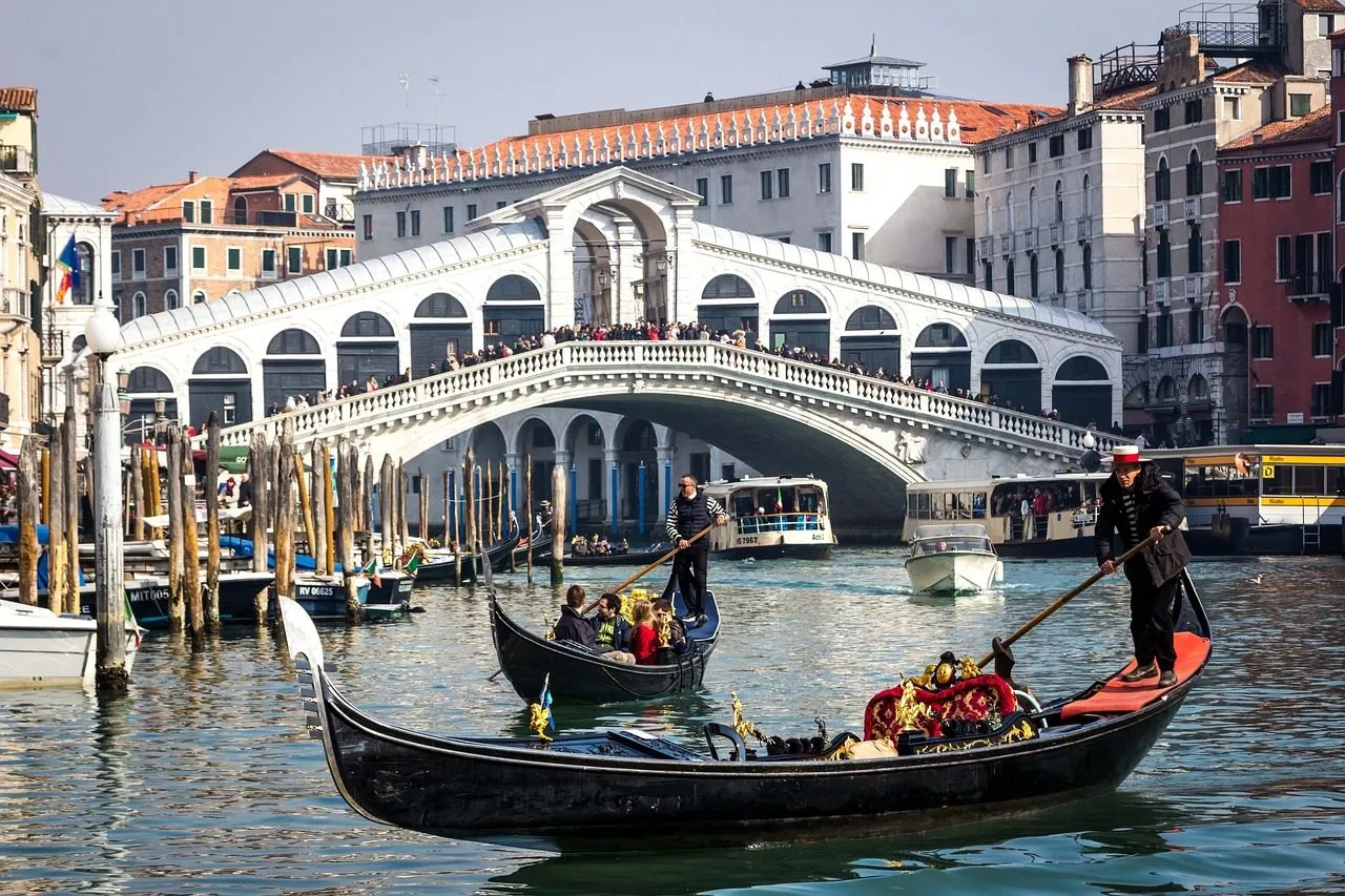venice-rialto-italy-bridge-grand-canal-gondola-nature-water-veneto-boat-romantic-vacation-ponte-gondolier-historic-italian-canal-venice-venice-venice-venice-venice-2085864