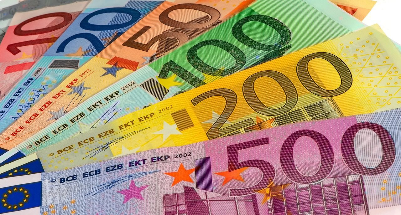 money, bills, euro, currency, paper money, banknote, cash, savings, income, budget, finance, currency, currency, currency, budget, budget, budget, budget, budget-6395095.jpg