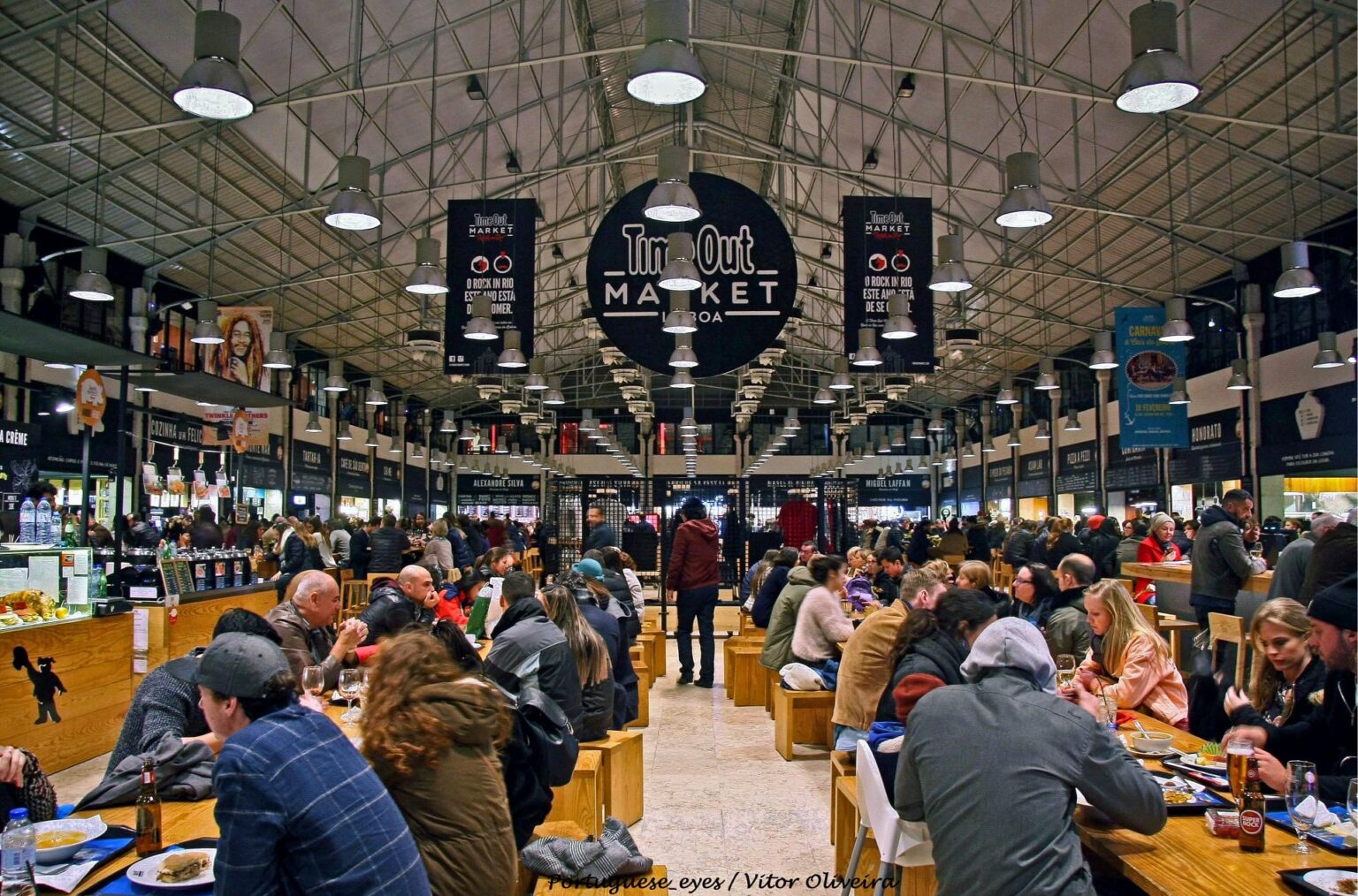 A Culinary Guide to Lisbon: Where to Eat and Drink in 2025? - Nomadics Age