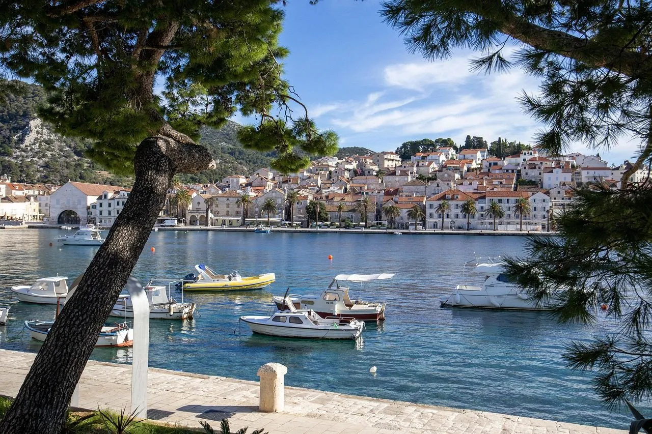 croatia-port-sea-mediterranean-nature-town-6842198