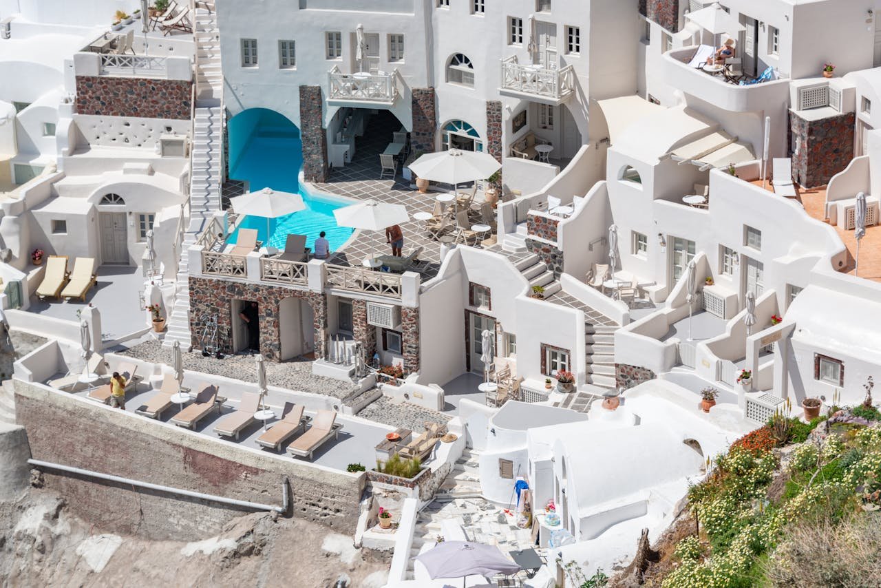 santorini travel guide for beginners
