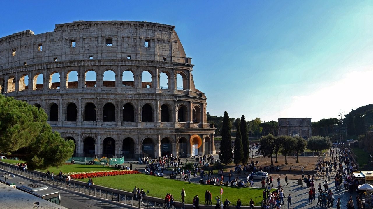 colosseum, rome italy