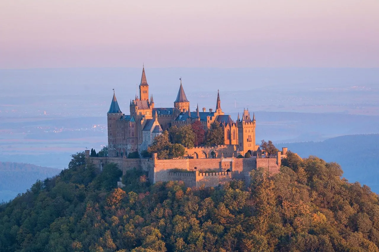 image of Hohenzollern Castle, Sunrise time image of Hohenzollern Castle, Sunrise time