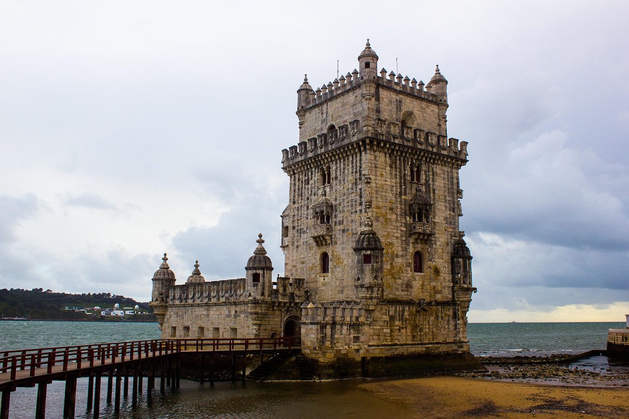 famous landmarks in portugal